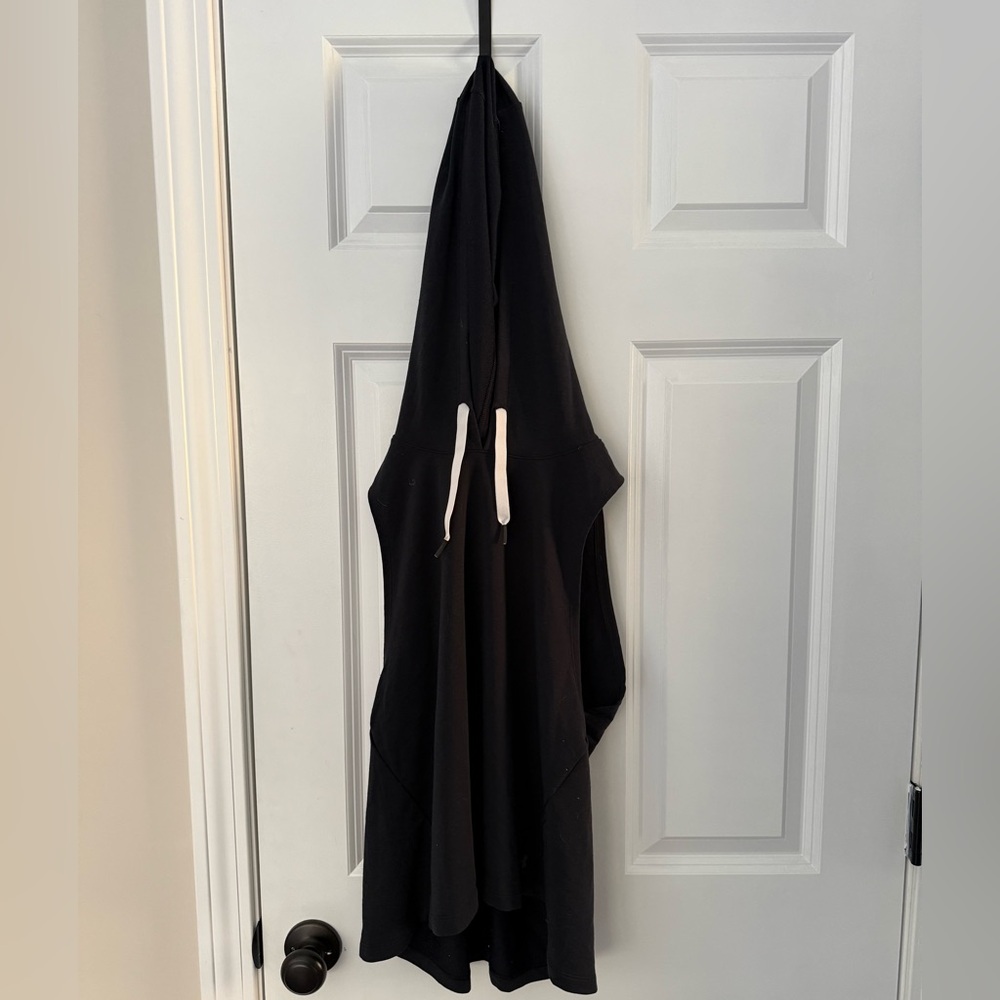 Under Armour Black Sleeveless Hoodie